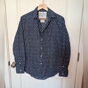 NWT Frank & Eileen Women’s Messy Button Down Blouse XSmall Navy/White